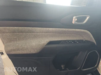 2023 Jeep Compass Latitude Lux - miniatura 9