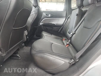 2023 Jeep Compass Latitude Lux - miniatura 13
