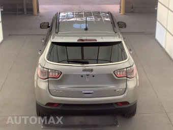 2023 Jeep Compass Latitude Lux - miniatura 5