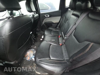 2023 Jeep Compass Latitude Lux - miniatura 13