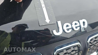 2023 Jeep Compass Latitude Lux - miniatura 24
