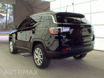 2023 Jeep Compass Latitude Lux - miniatura 6