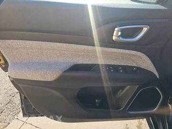 2023 Jeep Compass Latitude Lux - miniatura 9