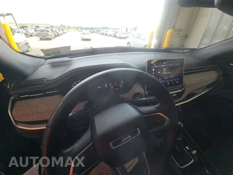 2023 Jeep Compass Latitude Lux - miniatura 11
