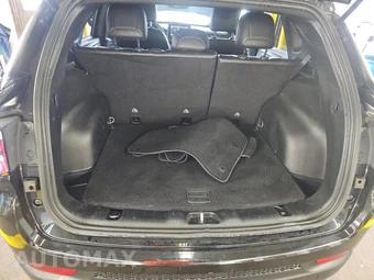 2023 Jeep Compass Latitude Lux - miniatura 16