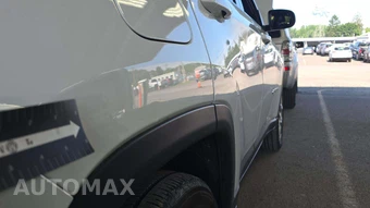 2023 Jeep Compass Latitude Lux - miniatura 20