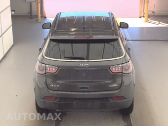 2023 Jeep Compass Latitude Lux - miniatura 5