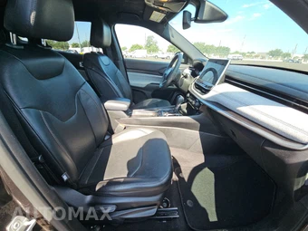 2023 Jeep Compass Latitude Lux - miniatura 8