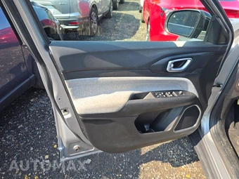 2023 Jeep Compass Latitude Lux - miniatura 9