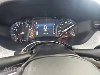 2023 Jeep Compass Latitude Lux - miniatura 12
