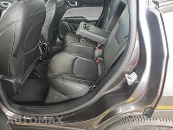2023 Jeep Compass Latitude Lux - miniatura 13