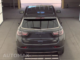 2023 Jeep Compass Latitude Lux - miniatura 5