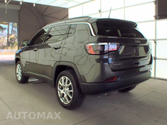 2023 Jeep Compass Latitude Lux - miniatura 6