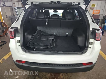 2023 Jeep Compass Latitude Lux - miniatura 16