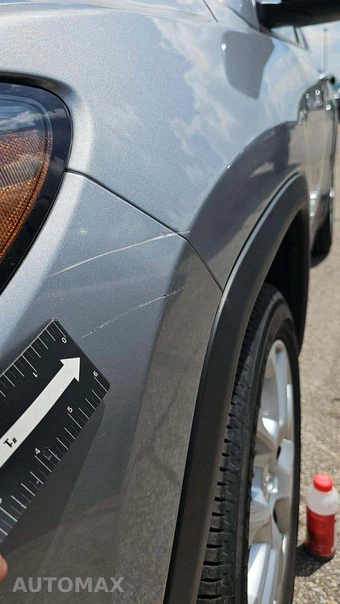 2023 Jeep Compass Latitude Lux - miniatura 24