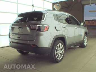 2023 Jeep Compass Latitude Lux - miniatura 4