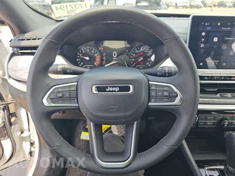 2023 Jeep Compass Latitude Lux - miniatura 10