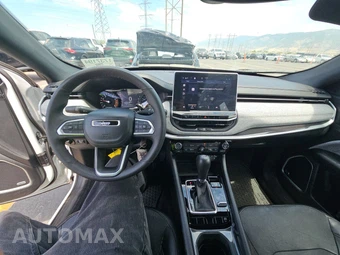 2023 Jeep Compass Latitude Lux - miniatura 11