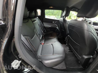 2023 Jeep Compass Latitude Lux - miniatura 16