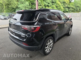 2023 Jeep Compass Latitude Lux - miniatura 2