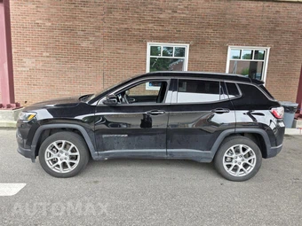 2023 Jeep Compass Latitude Lux - miniatura 22