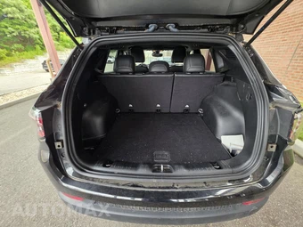 2023 Jeep Compass Latitude Lux - miniatura 8