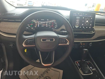 2023 Jeep Compass Latitude Lux - miniatura 10