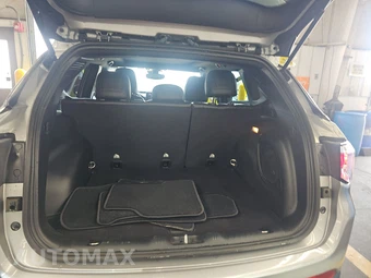 2023 Jeep Compass Latitude Lux - miniatura 16