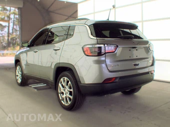 2023 Jeep Compass Latitude Lux - miniatura 6