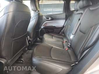 2023 Jeep Compass Latitude Lux - miniatura 13