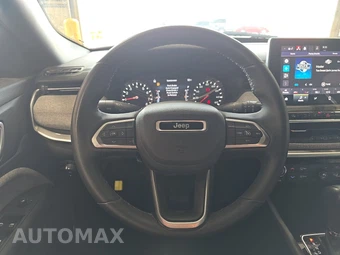 2023 Jeep Compass Latitude Lux - miniatura 10