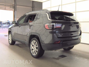 2023 Jeep Compass Latitude Lux - miniatura 6