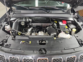 2023 Jeep Compass Latitude Lux - miniatura 15