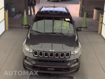 2023 Jeep Compass Latitude Lux - miniatura 2