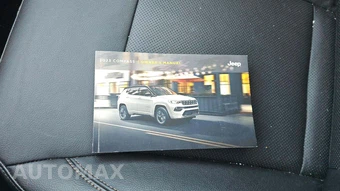 2023 Jeep Compass Latitude Lux - miniatura 27