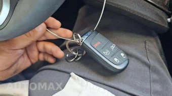 2023 Jeep Compass Latitude Lux - miniatura 17
