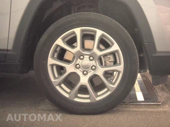 2023 Jeep Compass Latitude Lux - miniatura 10