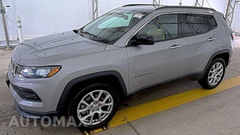 2023 Jeep Compass Latitude Lux