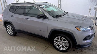 2023 Jeep Compass Latitude Lux - miniatura 3