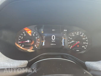 2023 Jeep Compass Latitude Lux - miniatura 12