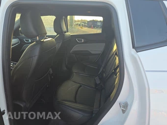 2023 Jeep Compass Latitude Lux - miniatura 13