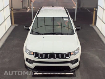 2023 Jeep Compass Latitude Lux - miniatura 2