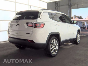 2023 Jeep Compass Latitude Lux - miniatura 4