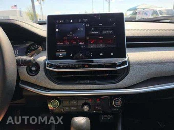 2023 Jeep Compass Latitude Lux - miniatura 11
