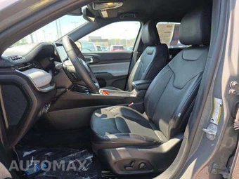 2023 Jeep Compass Latitude Lux - miniatura 7