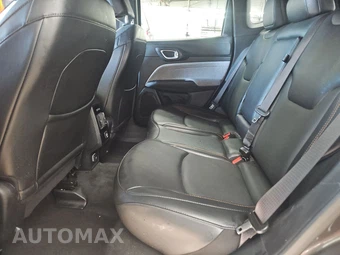 2023 Jeep Compass Latitude Lux - miniatura 13