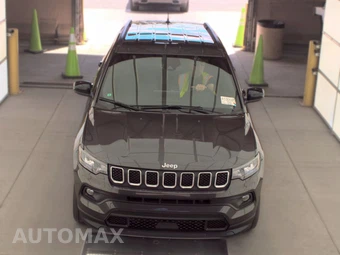 2023 Jeep Compass Latitude Lux - miniatura 2