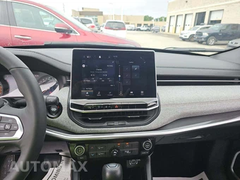 2023 Jeep Compass Latitude Lux - miniatura 10
