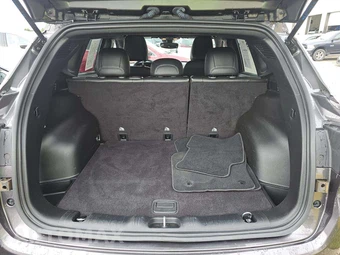 2023 Jeep Compass Latitude Lux - miniatura 14