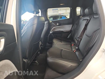2023 Jeep Compass Latitude Lux - miniatura 13
